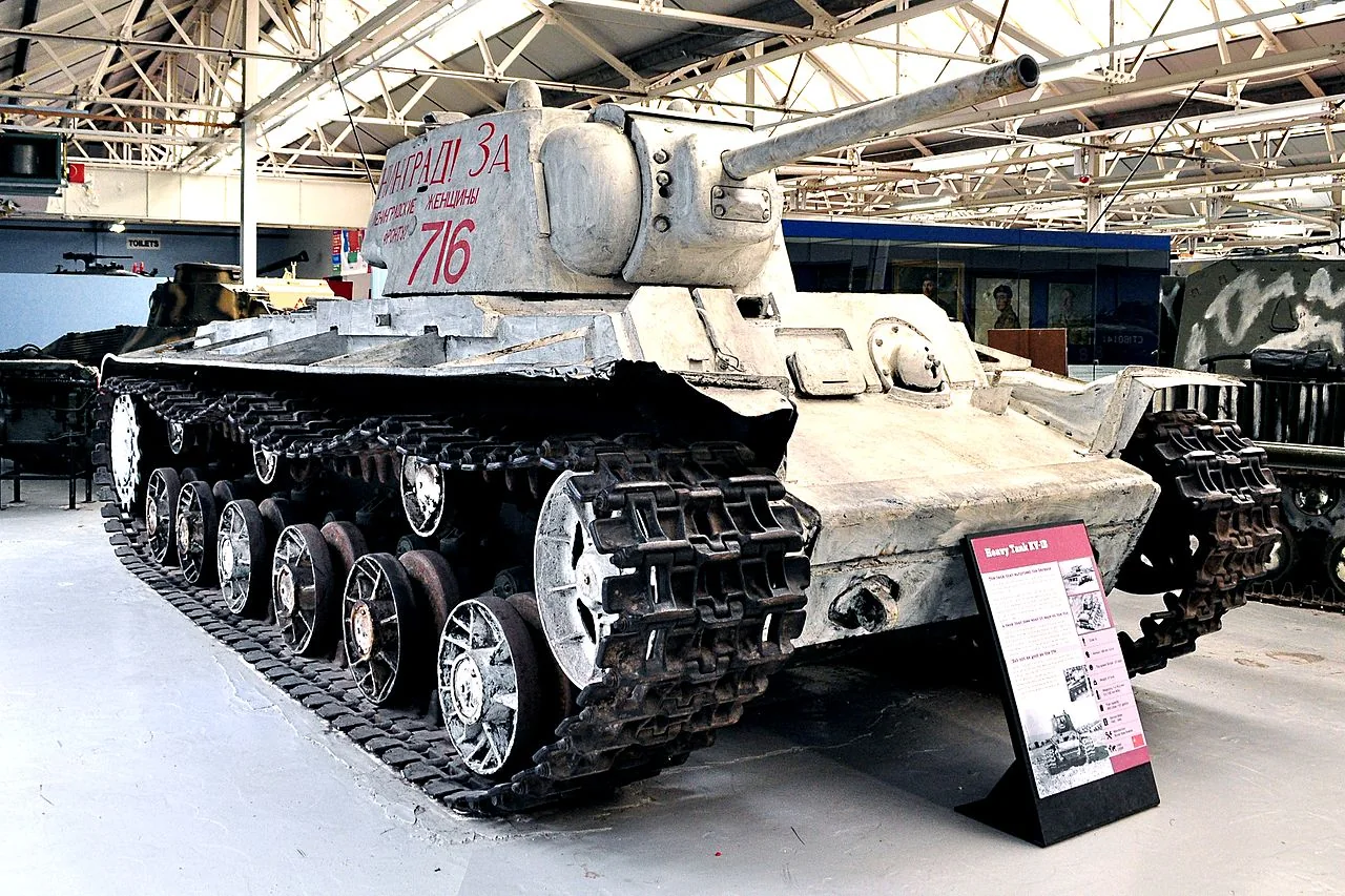 View 8 of KV-1