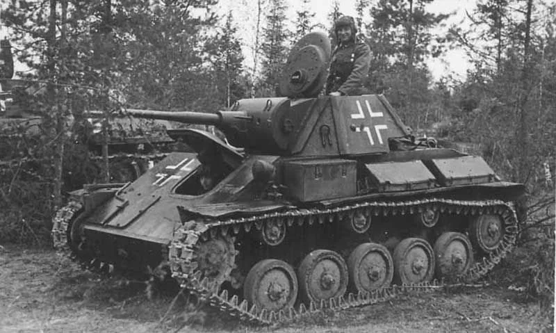 View 11 of T-70