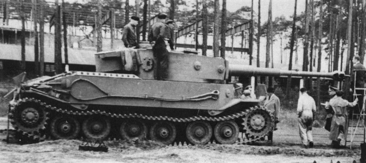 View 8 of Tiger I (P)