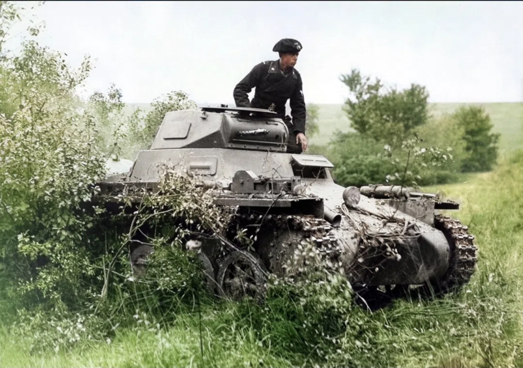 View 8 of Panzer I Ausf. A BREDA