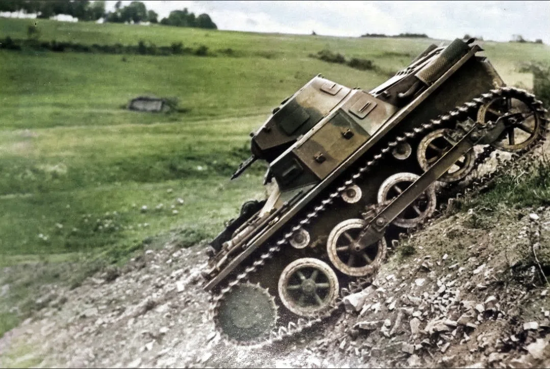 View 11 of Panzer I Ausf. A BREDA