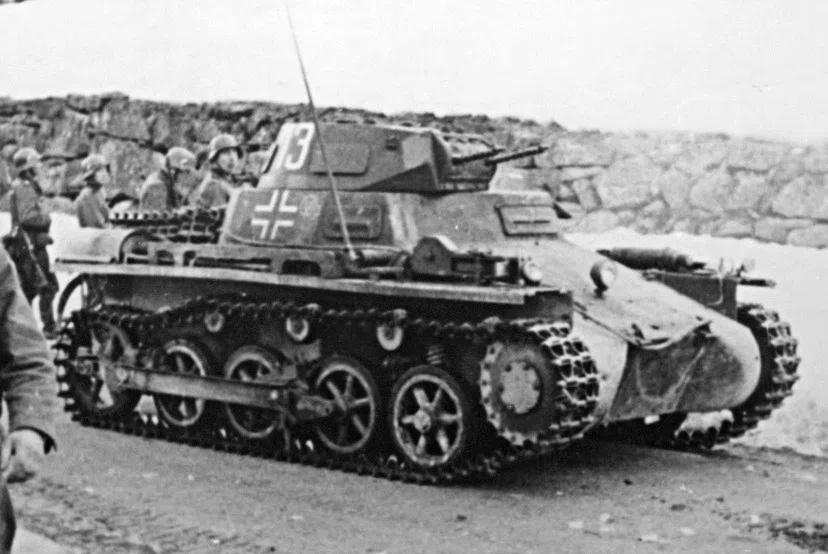 View 22 of Panzer I Ausf. A BREDA